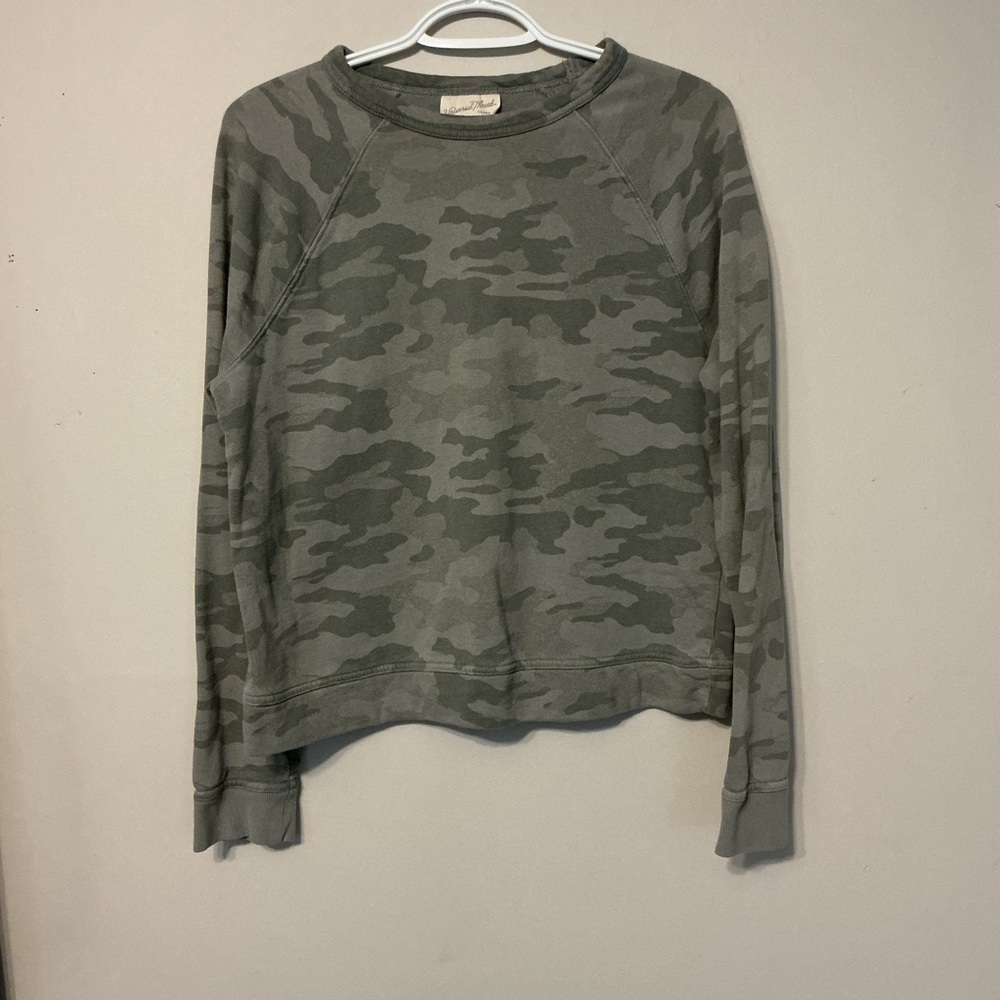 Universal Thread Light Camo
